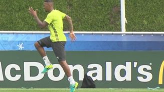 Aufatmen in Évian: Boateng trainiert mit der Mannschaft